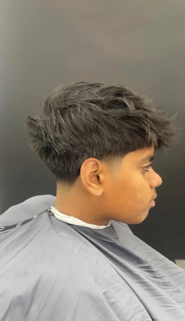 Fade with line-up